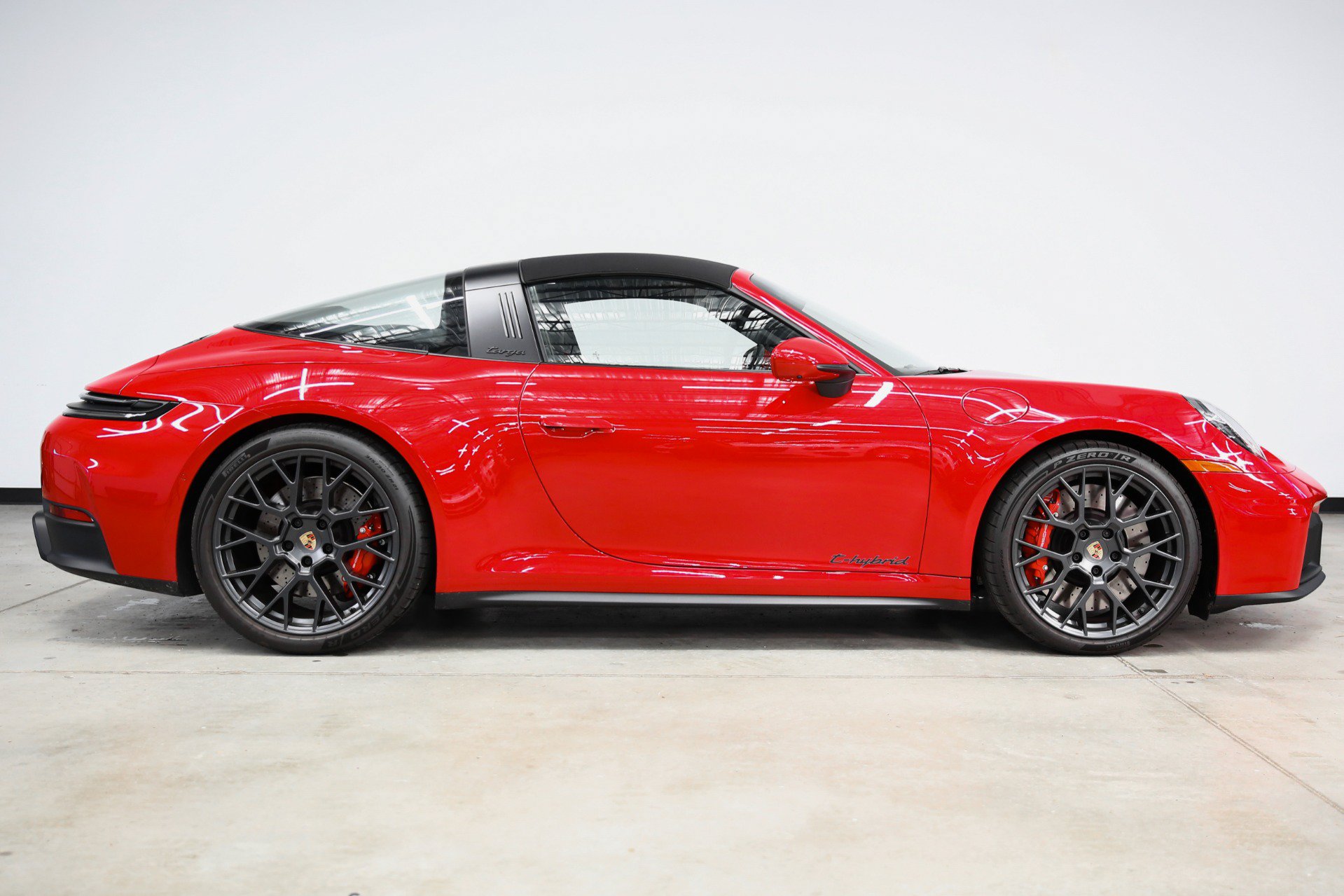 Used 2026 Porsche 911 Targa 4 GTS AWD/4WD image 55