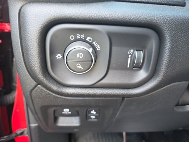 Used 2023 RAM 1500 Big Horn image 22