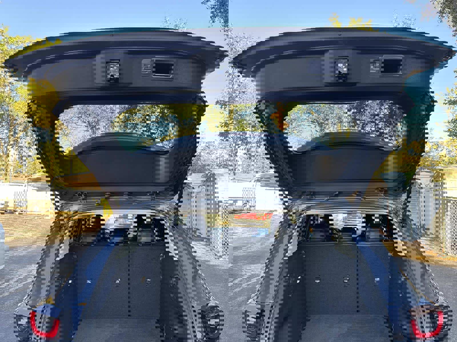 Certified 2025 MAZDA CX-50 AWD 2.5 Hybrid w/ Premium Pkg image 12