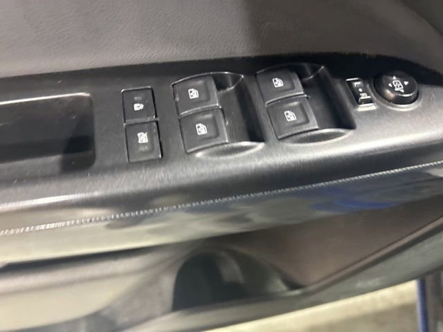 Used 2021 Chevrolet Colorado Z71 AWD/4WD image 23