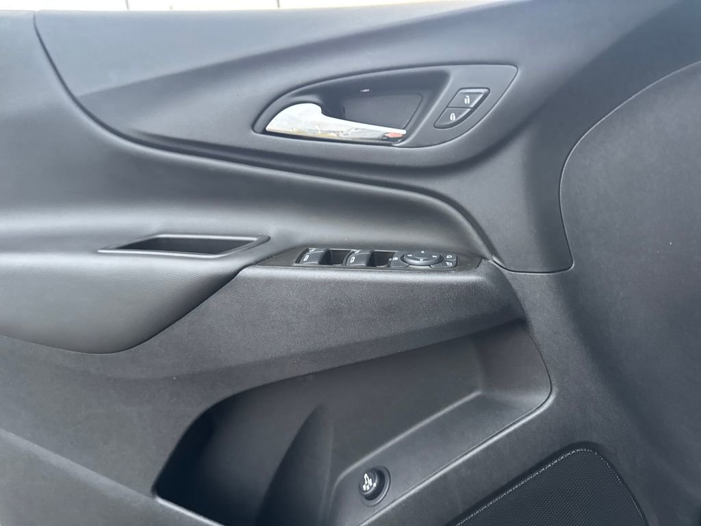 Used 2024 Chevrolet Equinox LT image 20