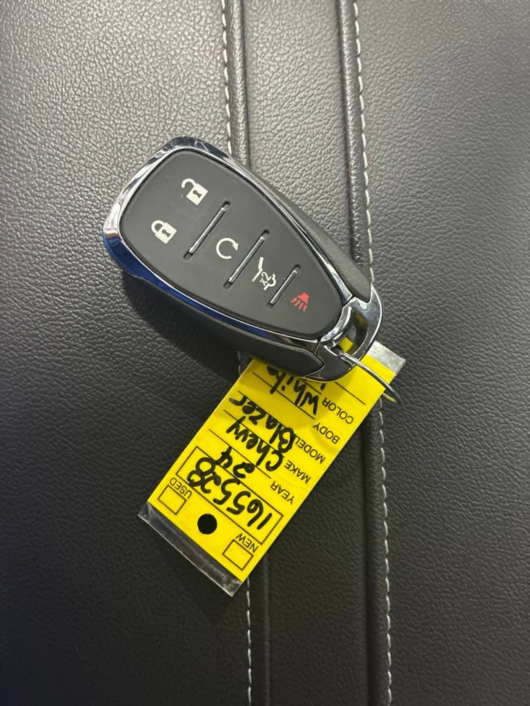 Used 2024 Chevrolet Blazer LT w/ Convenience Package FWD image 18