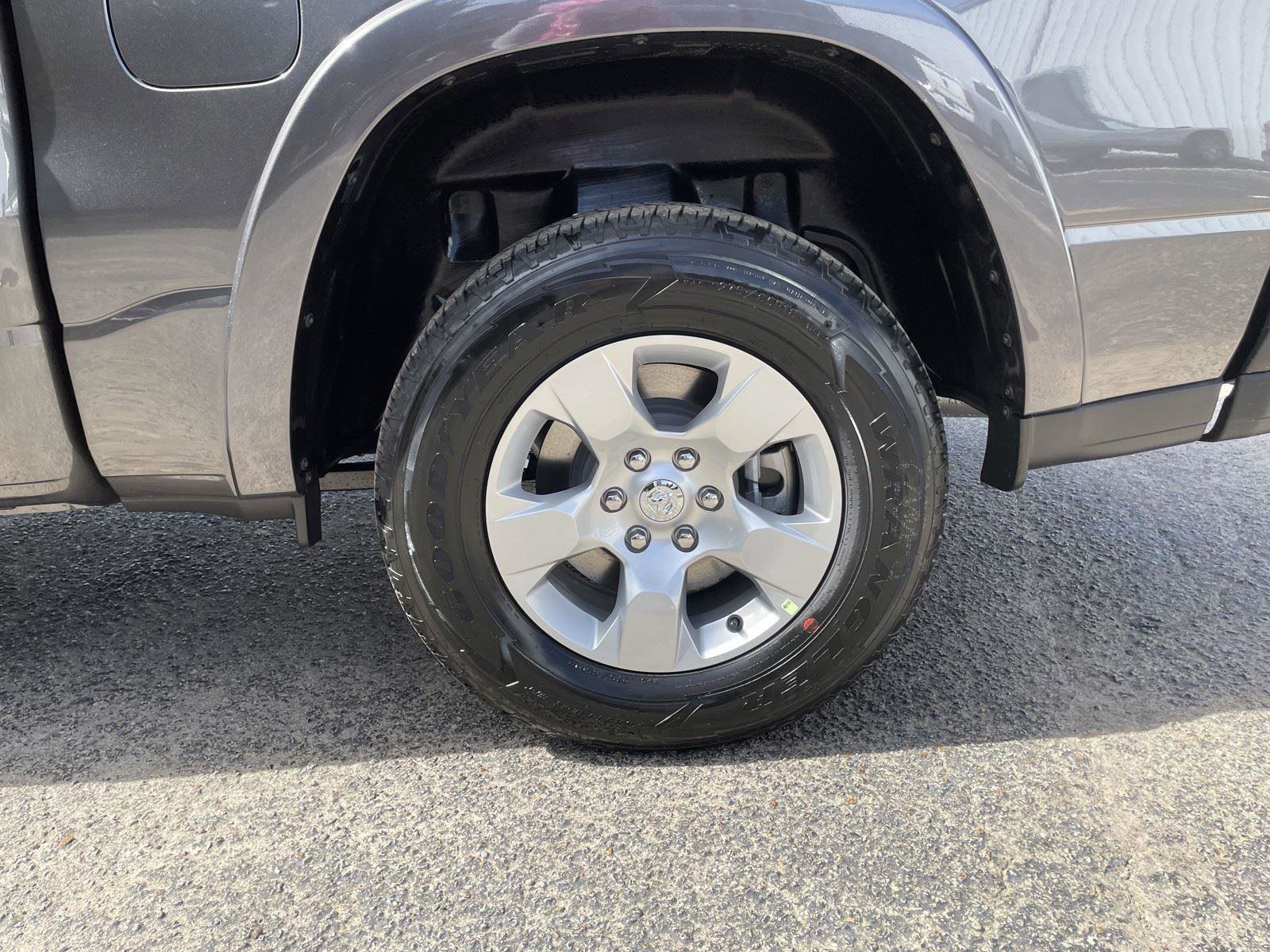New 2026 RAM 1500 Lone Star AWD/4WD image 46