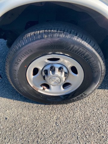 Used 2019 Chevrolet Express 2500 RWD image 20