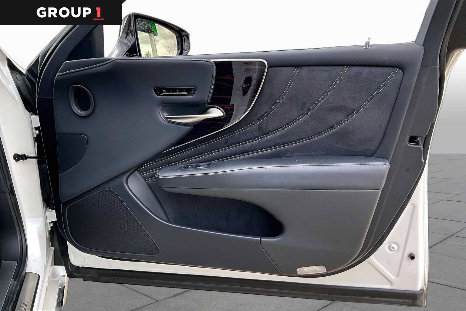Certified 2023 Lexus LS 500 w/ Interior Upgrade Package RWD image 20