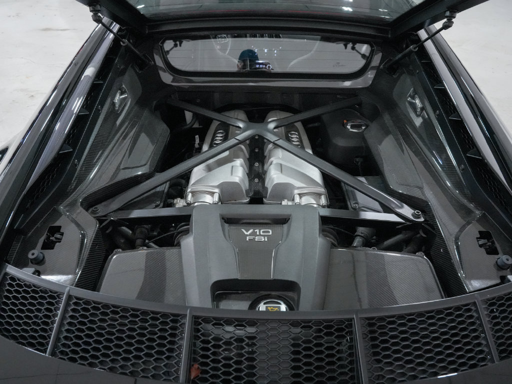 Used 2017 Audi R8 V10 plus AWD/4WD image 39