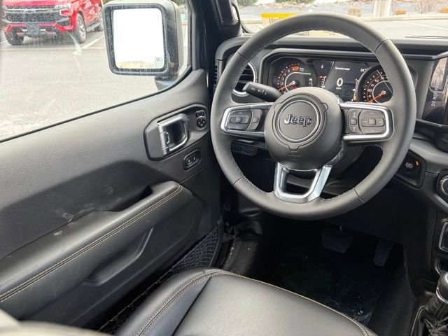 New 2026 Jeep Wrangler Unlimited Sahara AWD/4WD image 34