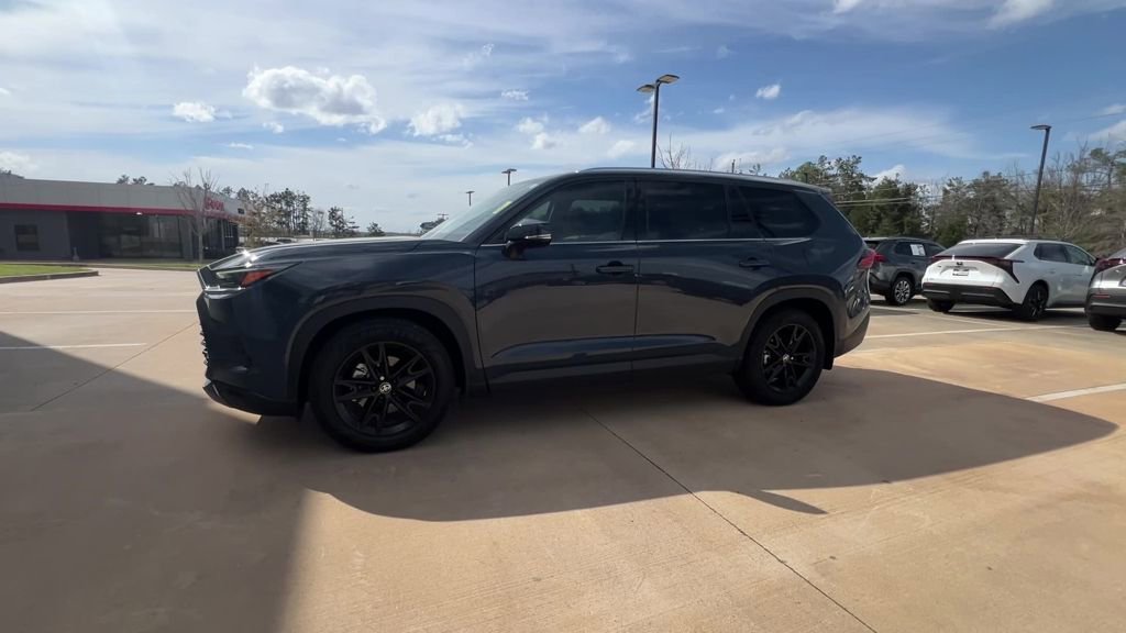 Certified 2024 Toyota Grand Highlander Limited image 3