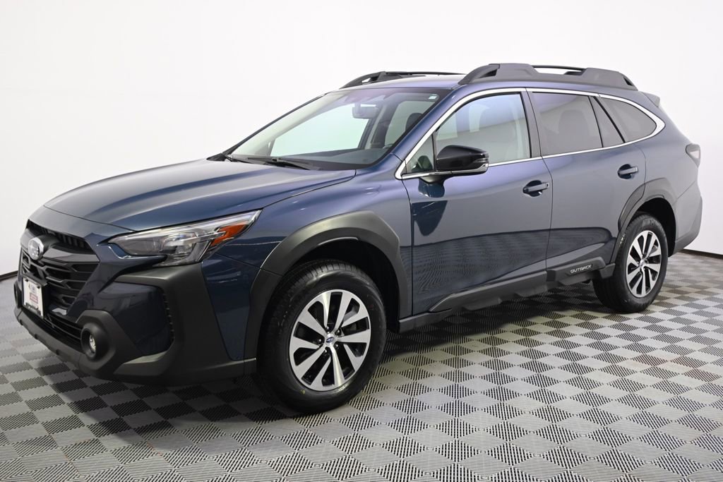 Used 2024 Subaru Outback Premium image 2