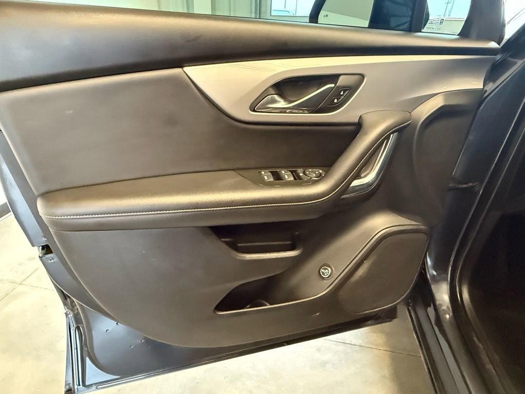 Used 2022 Chevrolet Blazer LT AWD/4WD image 21