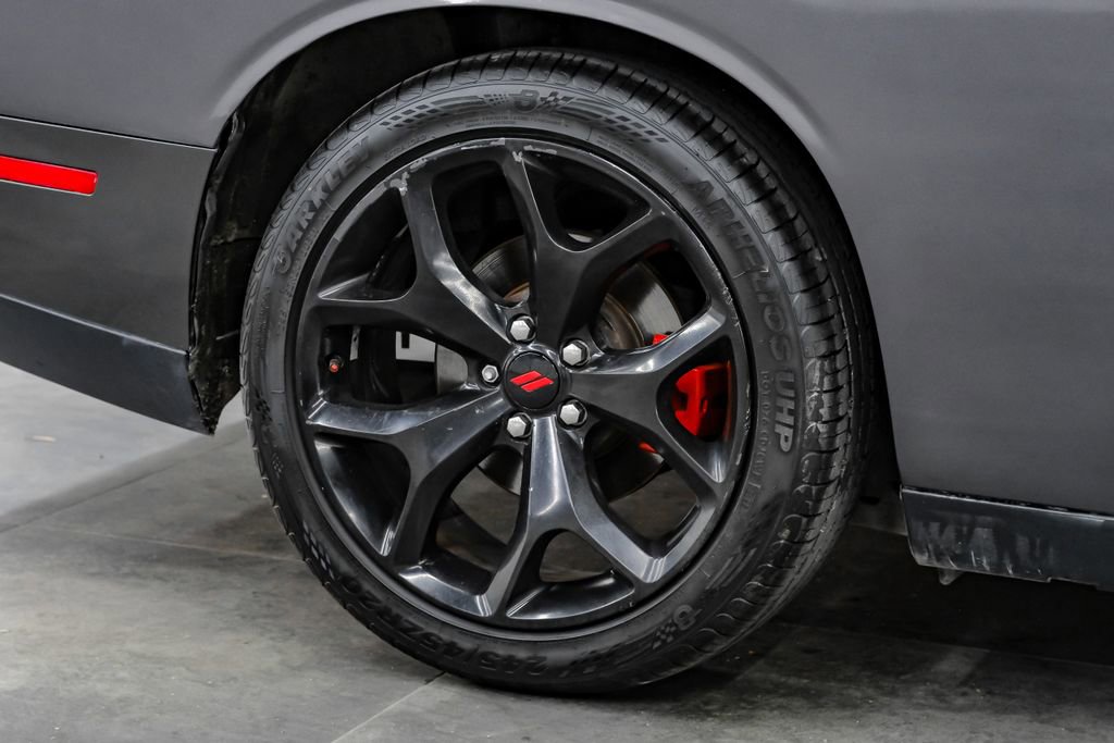 Used 2017 Dodge Challenger R/T RWD image 55