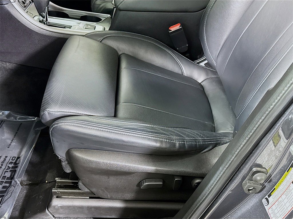 Certified 2022 Subaru Ascent Limited w/ Technology Package image 27