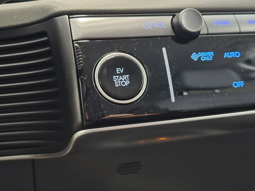 New 2026 Hyundai Ioniq 5 SEL image 28