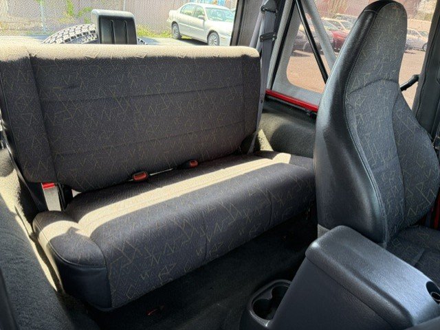 Used 2001 Jeep Wrangler SE AWD/4WD image 13