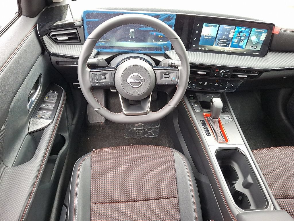 New 2026 Nissan Kicks SR w/ Cold Weather Package AWD/4WD image 10