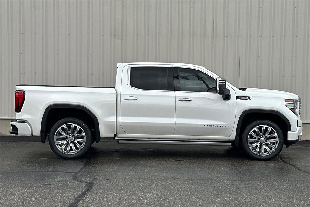 New 2025 GMC Sierra 1500 Denali image 4