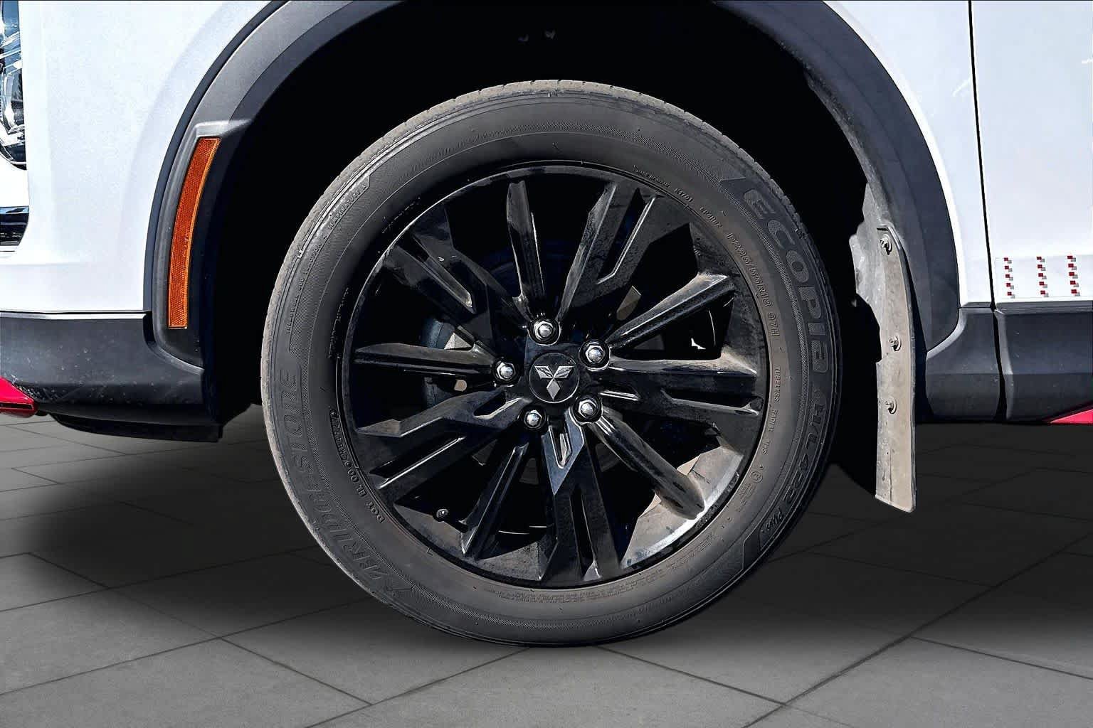 Used 2023 Mitsubishi Eclipse Cross Ralliart AWD/4WD image 9