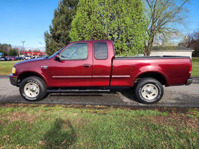 Used 1998 Ford F150 XLT AWD/4WD image 1