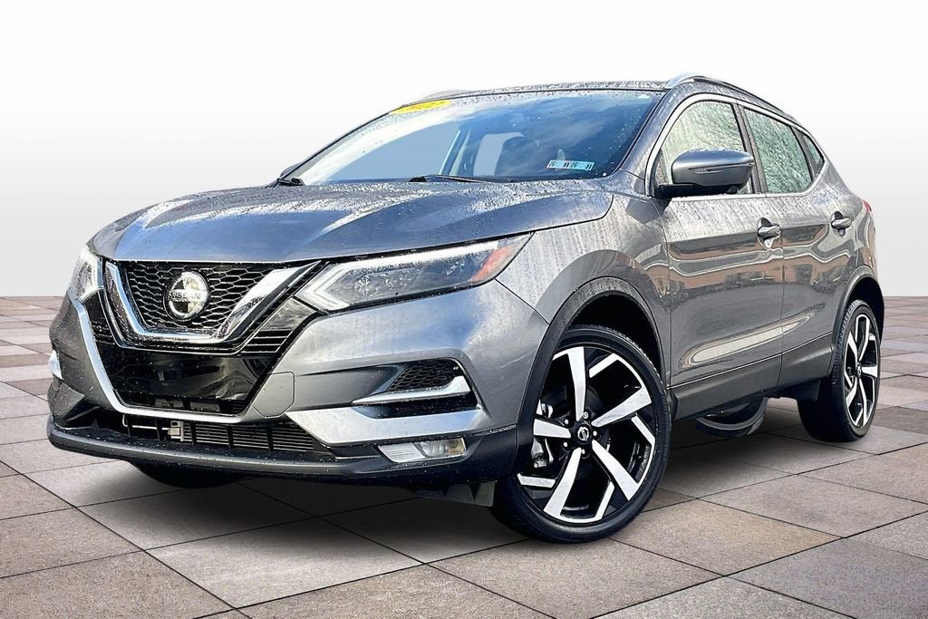 Used 2022 Nissan Rogue Sport SL w/ Premium Package image 2