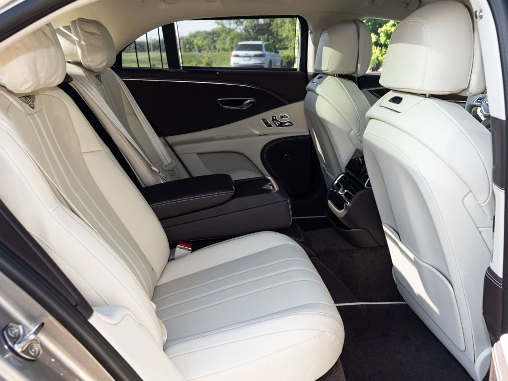 New 2026 Bentley Flying Spur Plug-In Hybrid AWD/4WD image 70