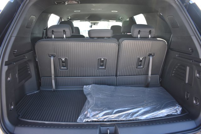 New 2026 Chevrolet Traverse LT w/ Midnight/Sport Edition image 16