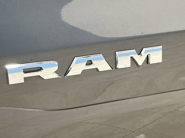 Used 2019 RAM 1500 Laramie image 39