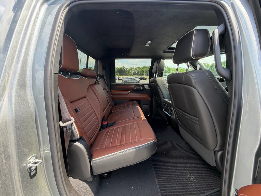 Used 2024 GMC Sierra 2500 Denali Ultimate w/ Snow Plow Prep/Camper Package AWD/4WD image 12