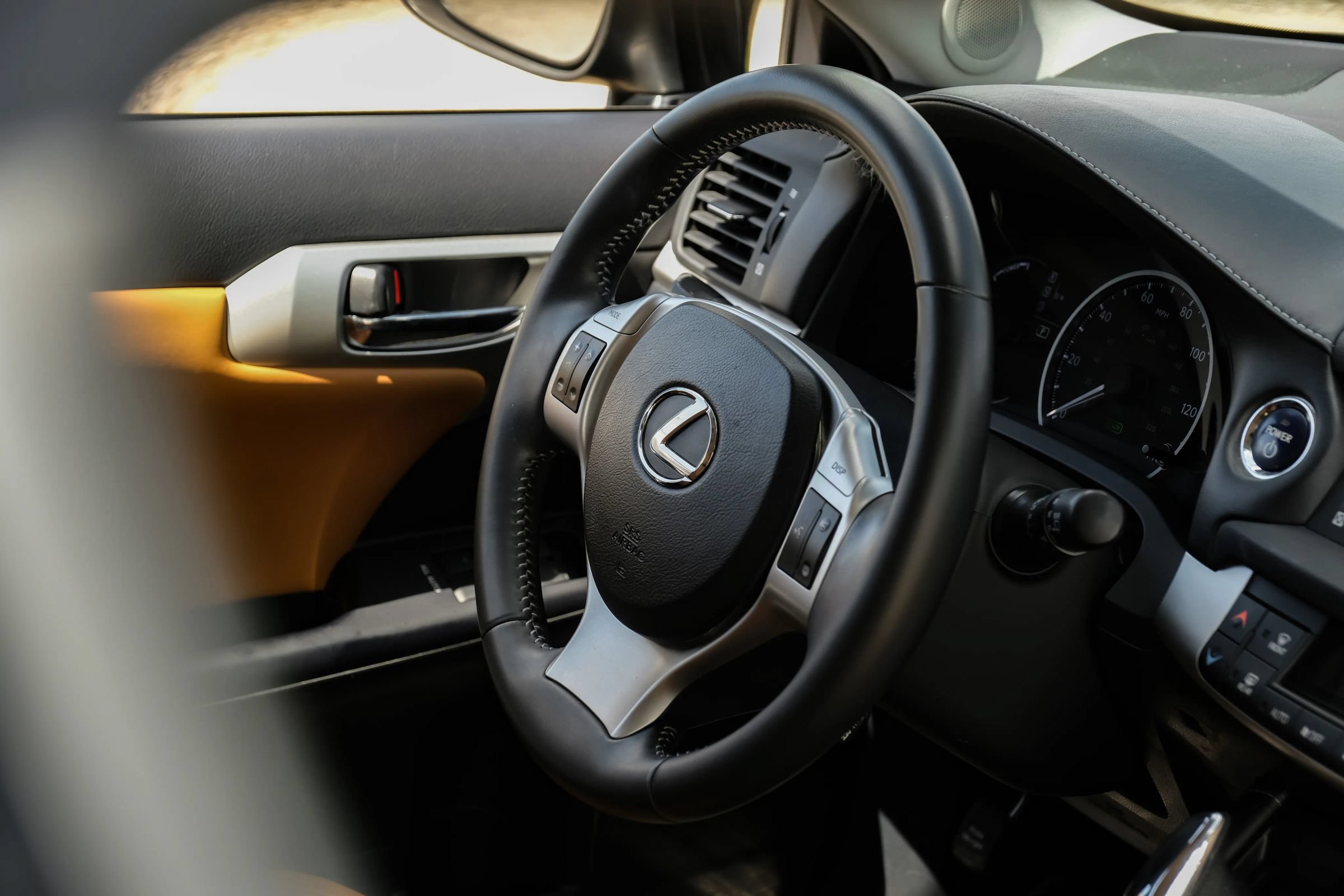 Used 2012 Lexus CT 200h Premium w/ Premium Audio Pkg FWD image 17