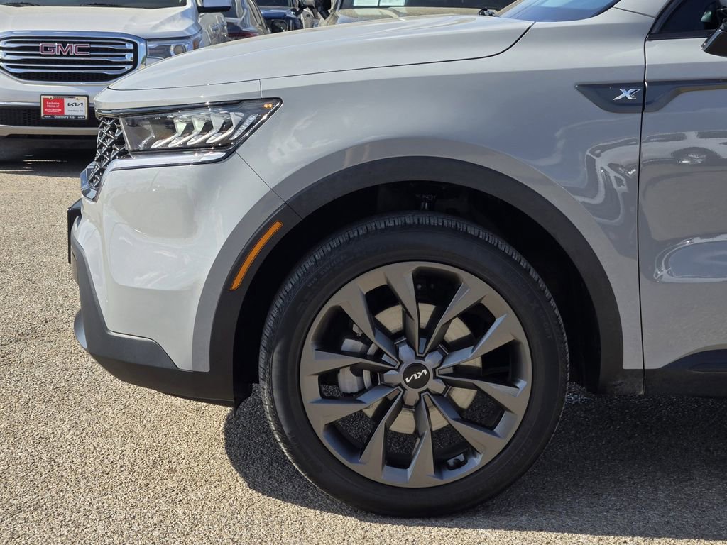 Certified 2023 Kia Sorento X-Line EX image 5