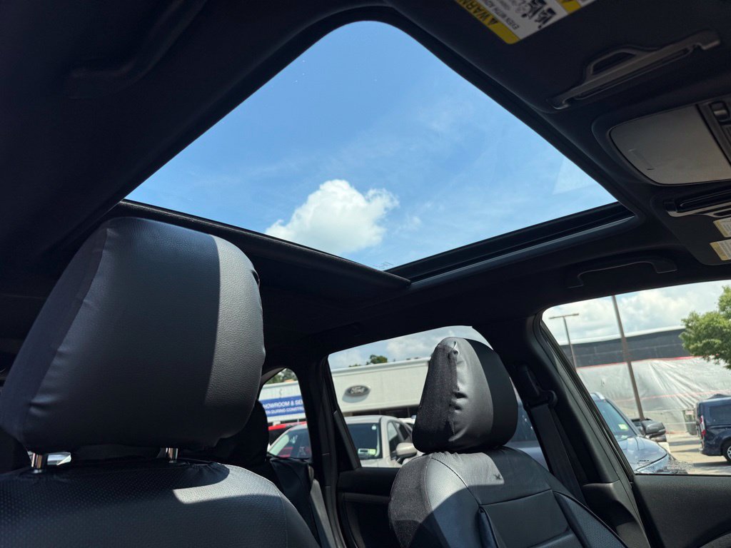 Certified 2025 Subaru Forester Premium AWD/4WD image 29