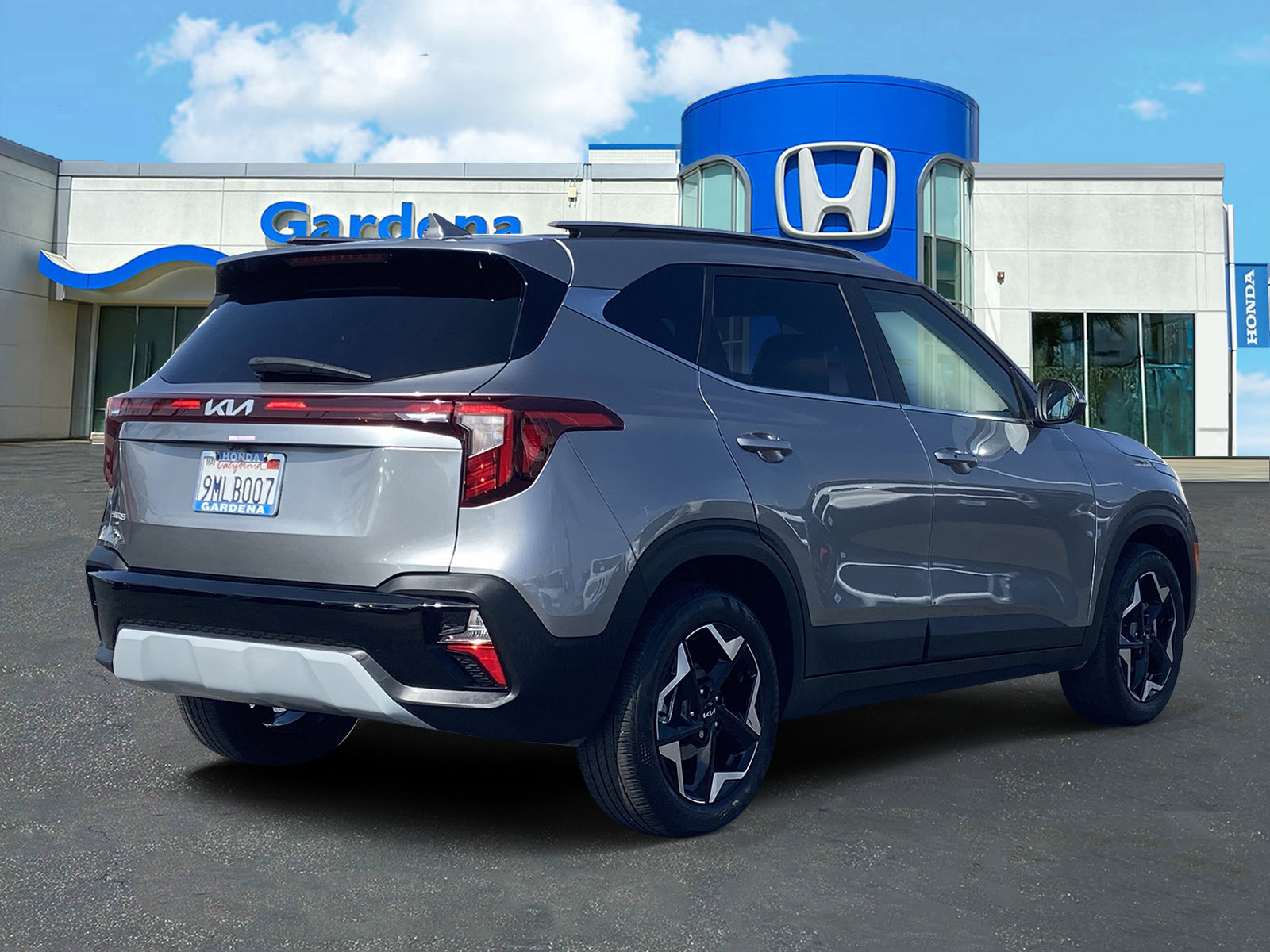 Used 2024 Kia Seltos EX image 6