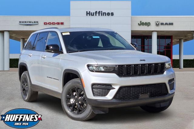 New 2025 Jeep Grand Cherokee Altitude AWD/4WD image 1