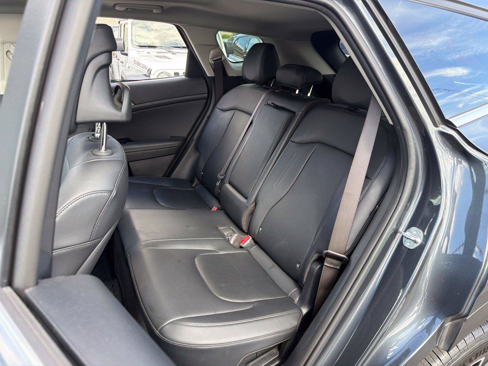 Used 2024 Kia Sportage EX w/ EX Premium Package AWD/4WD image 25