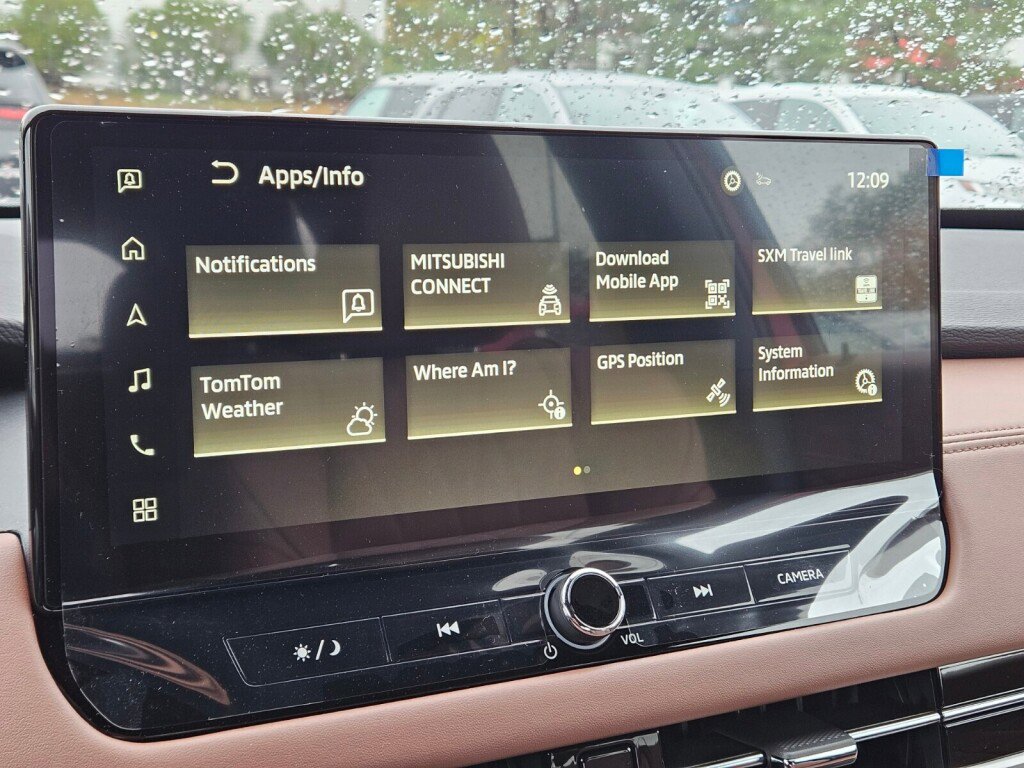 New 2025 Mitsubishi Outlander SEL image 20