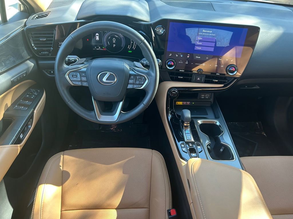 Used 2022 Lexus NX 350h AWD image 16