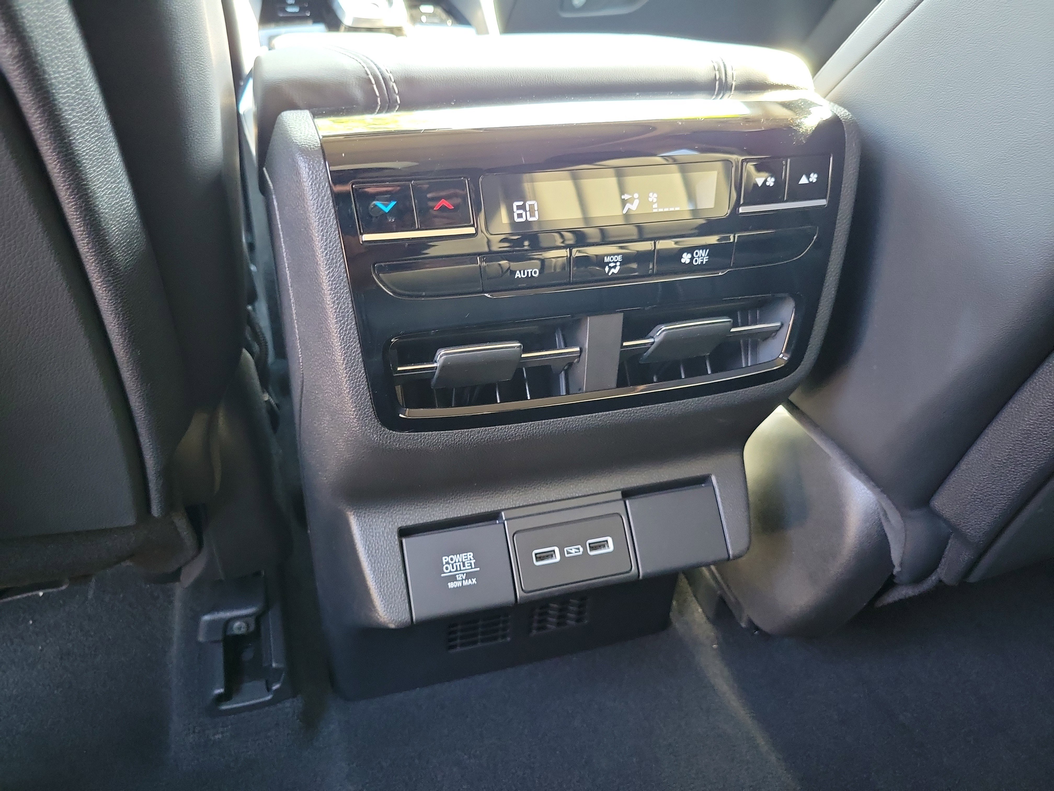 Used 2022 Acura MDX SH-AWD w/ Technology Package image 25