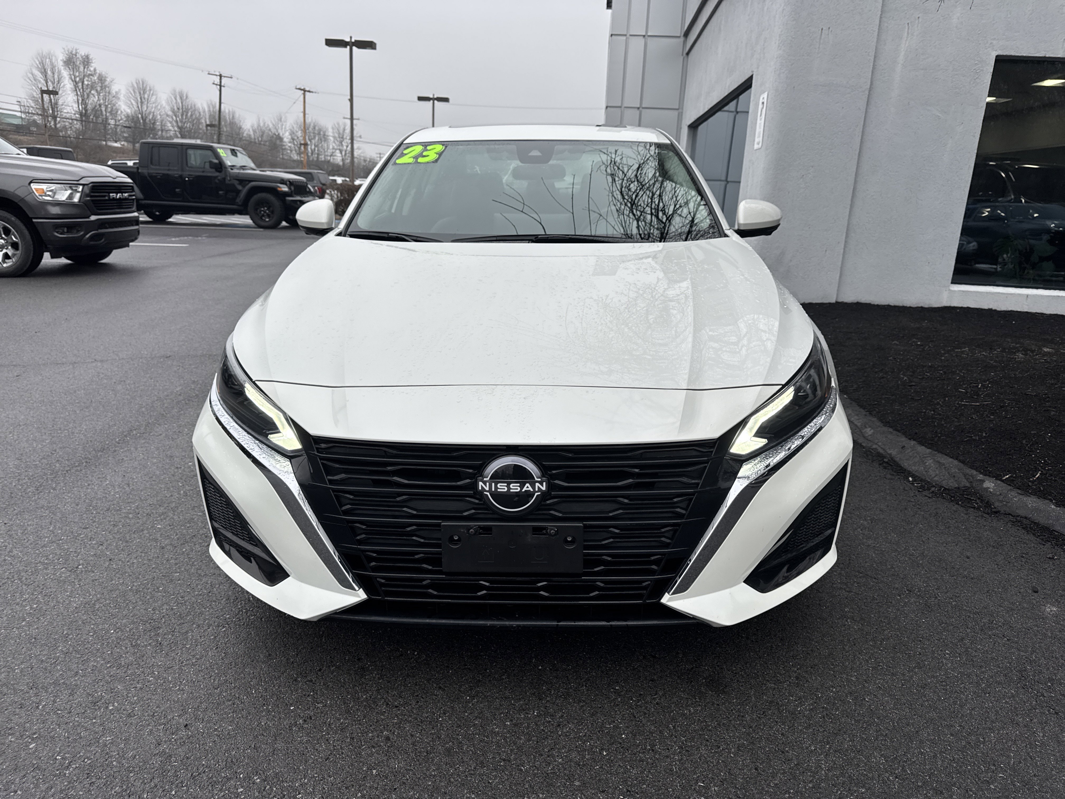 Used 2023 Nissan Altima 2.5 SL image 9