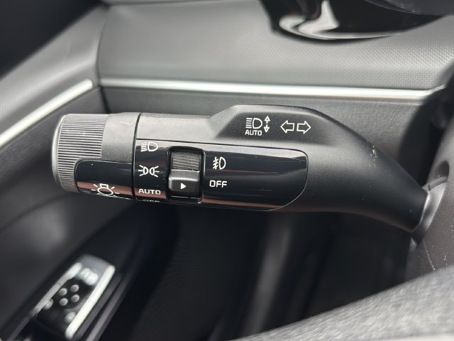 Used 2022 Kia K5 GT-Line FWD image 19