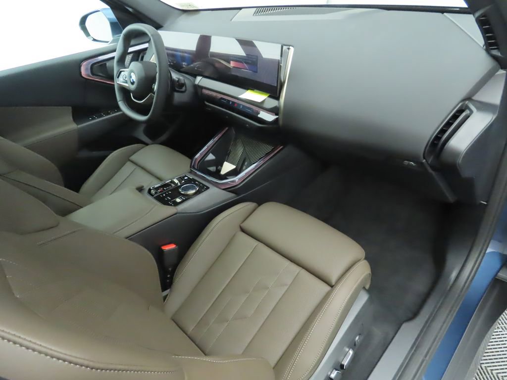 Certified 2025 BMW X3 xDrive30i w/ Convenience Package image 18