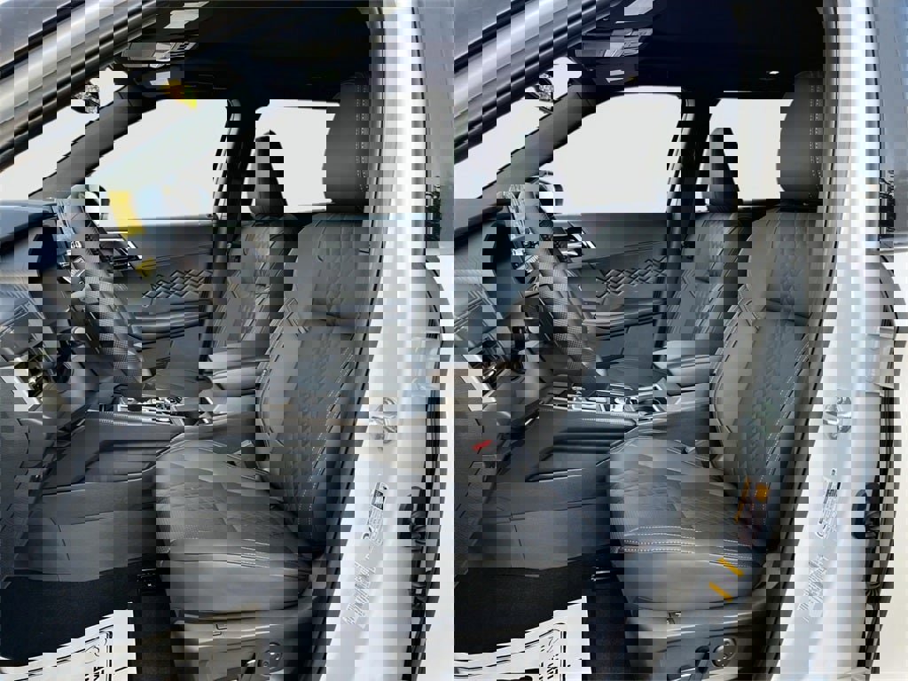 New 2025 Mitsubishi Outlander 4WD Plug-In Hybrid image 23