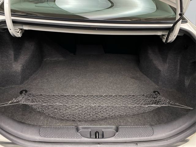 Used 2004 Pontiac Bonneville SE w/ Leather Appointment Package image 13