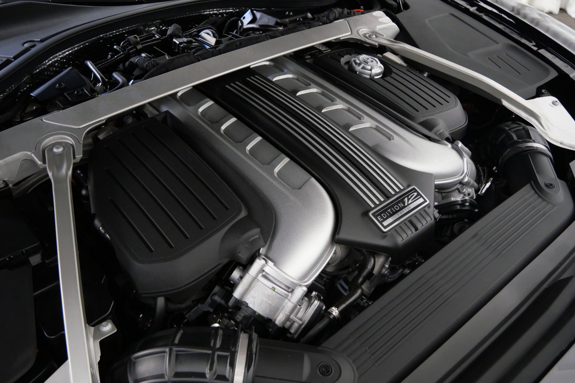 Used 2024 Bentley Flying Spur W12 image 49