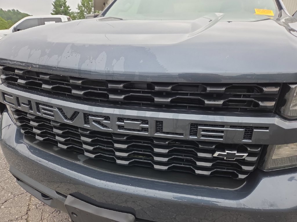 Certified 2021 Chevrolet Silverado 1500 Custom w/ LPO, Dark Essentials Package AWD/4WD image 22