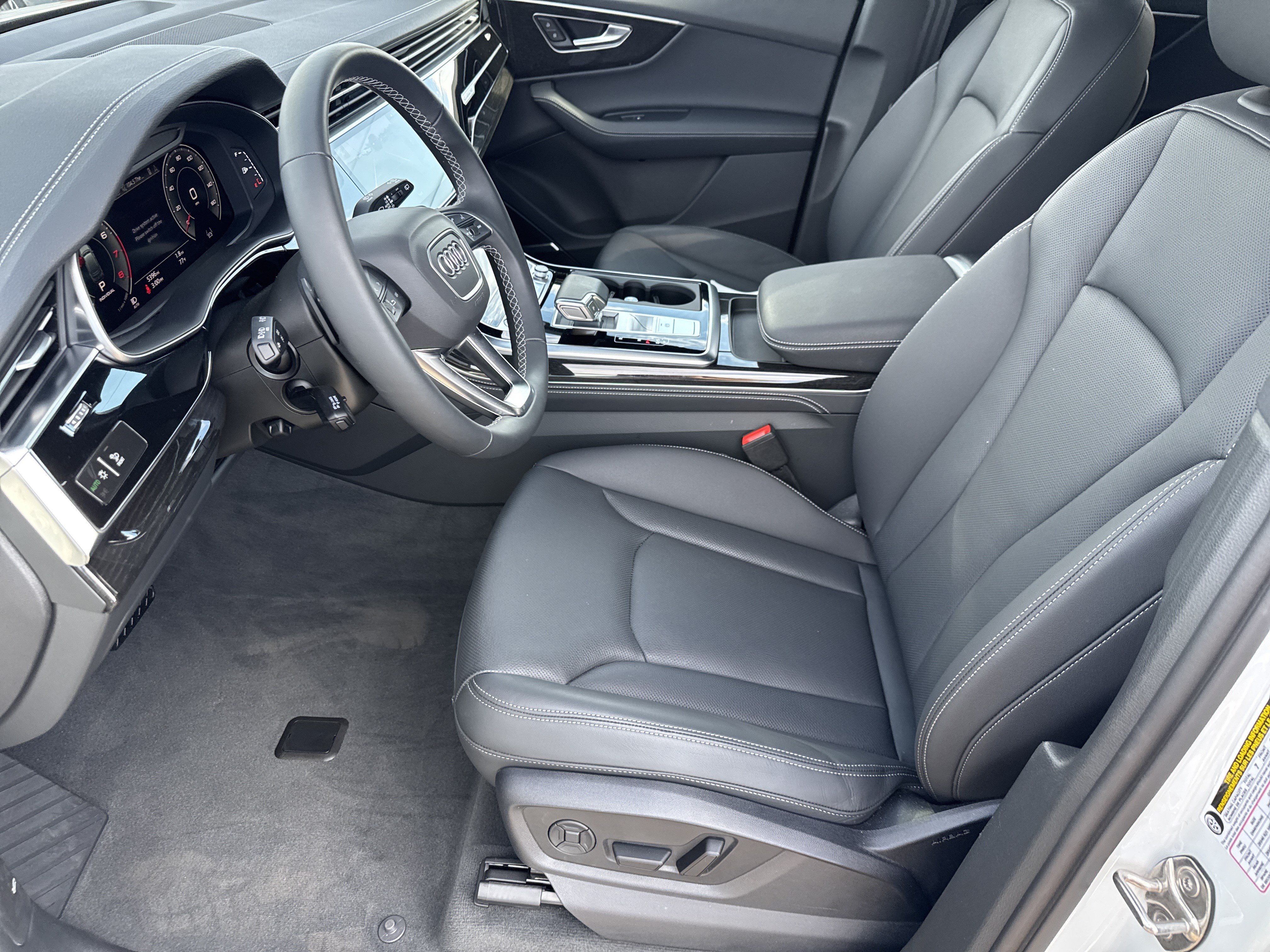 Certified 2026 Audi Q7 Premium Plus w/ Premium Plus Package AWD/4WD image 5