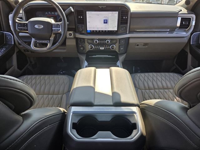 Used 2025 Ford F450 Platinum w/ Platinum Plus Package image 16
