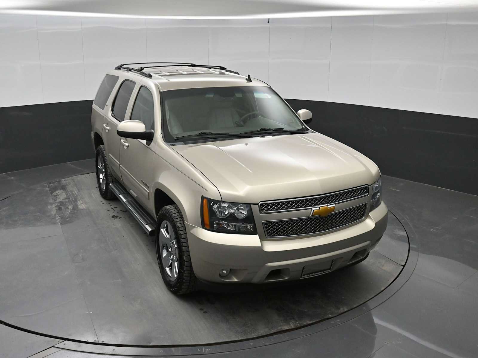 Used 2014 Chevrolet Tahoe LT w/ Luxury Package RWD image 40