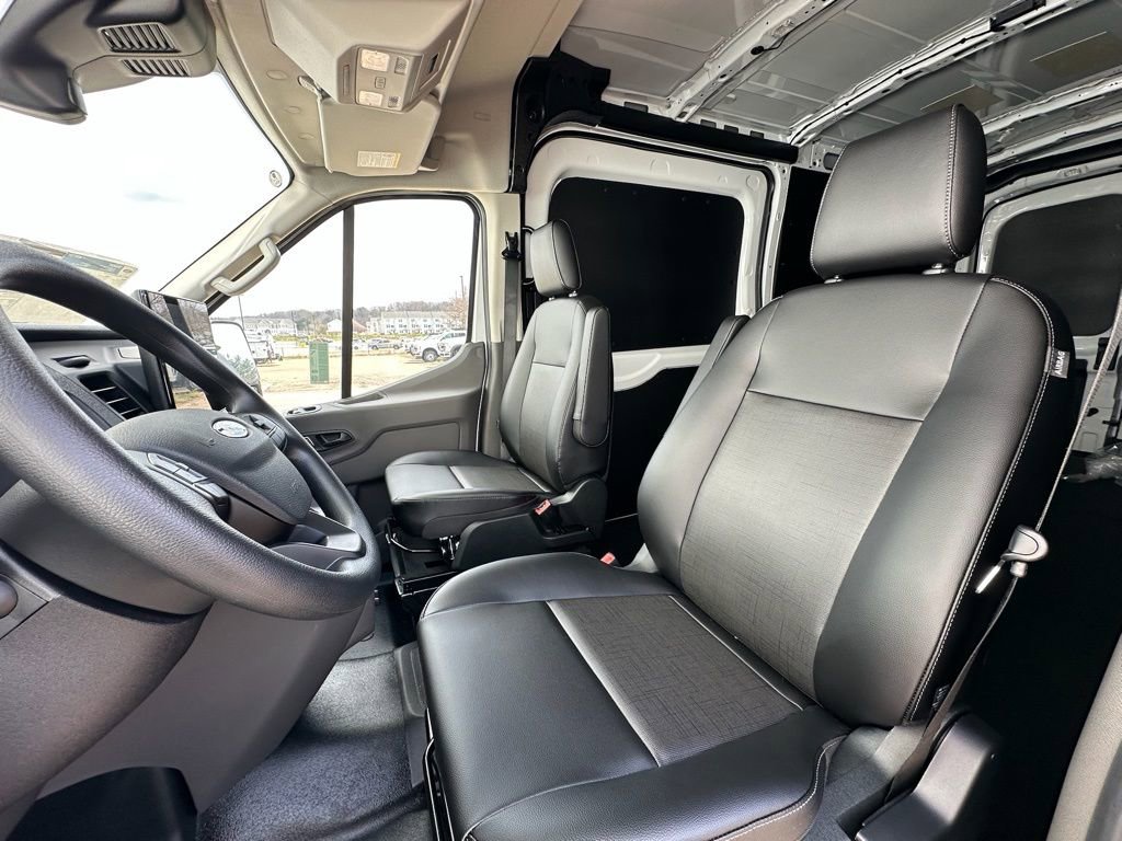 New 2026 Ford Transit 350 148 Medium Roof AWD w/ Load Area Protection Package image 17