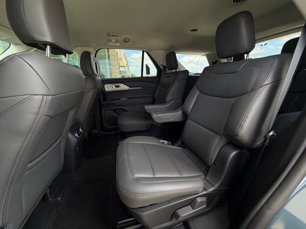 New 2026 Ford Explorer Active w/ Active Comfort Package RWD image 20
