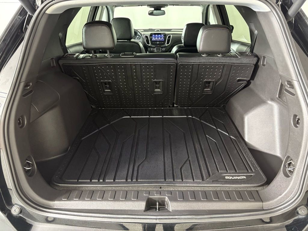 Used 2023 Chevrolet Equinox Premier image 41