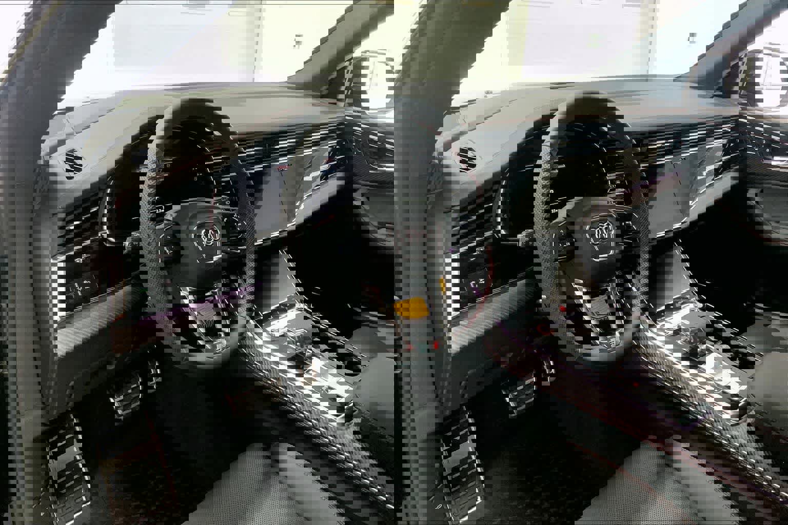 New 2026 Audi SQ8 Prestige image 2